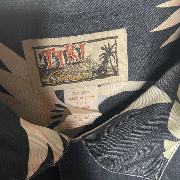100 % Tiki Classic Hawaiian Print Button Up Size L - Picture 2 of 4